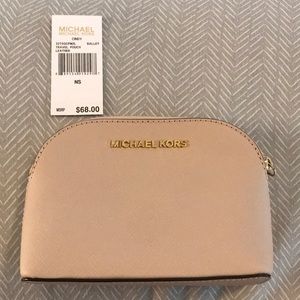 NWT Michael Kors Cindy Travel Pouch